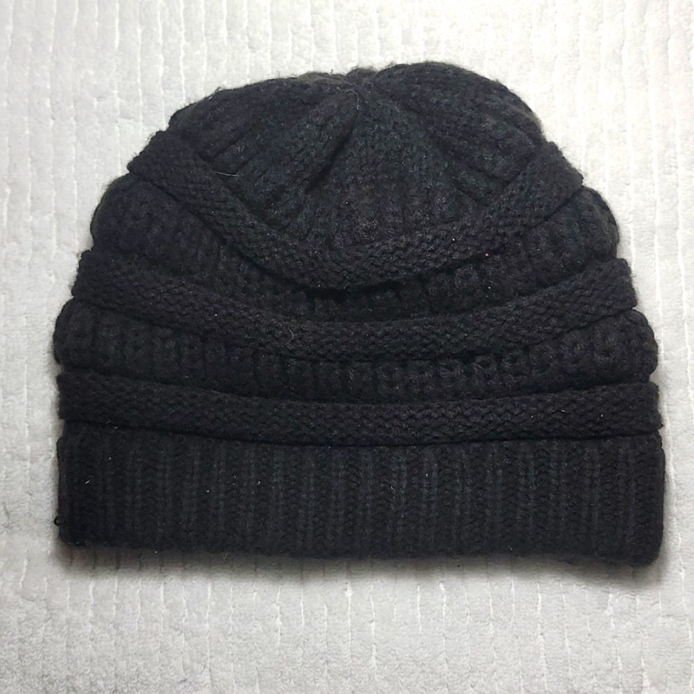 Black beanie